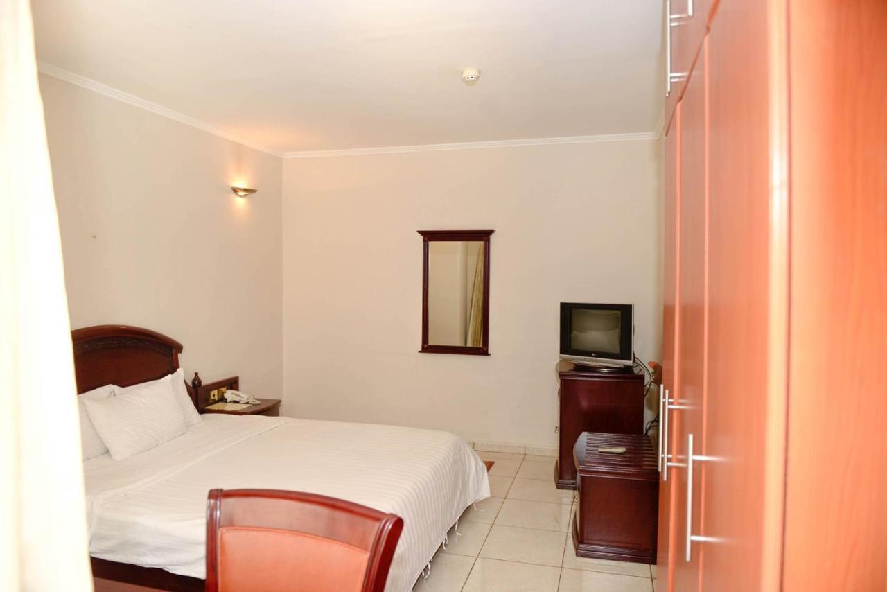 Room In Bb - Enjoy You Vacation Wail Staying In This Single Room Fit For 2 People 키갈리 외부 사진